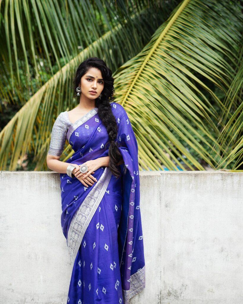 Anupama Parameswaran Hot