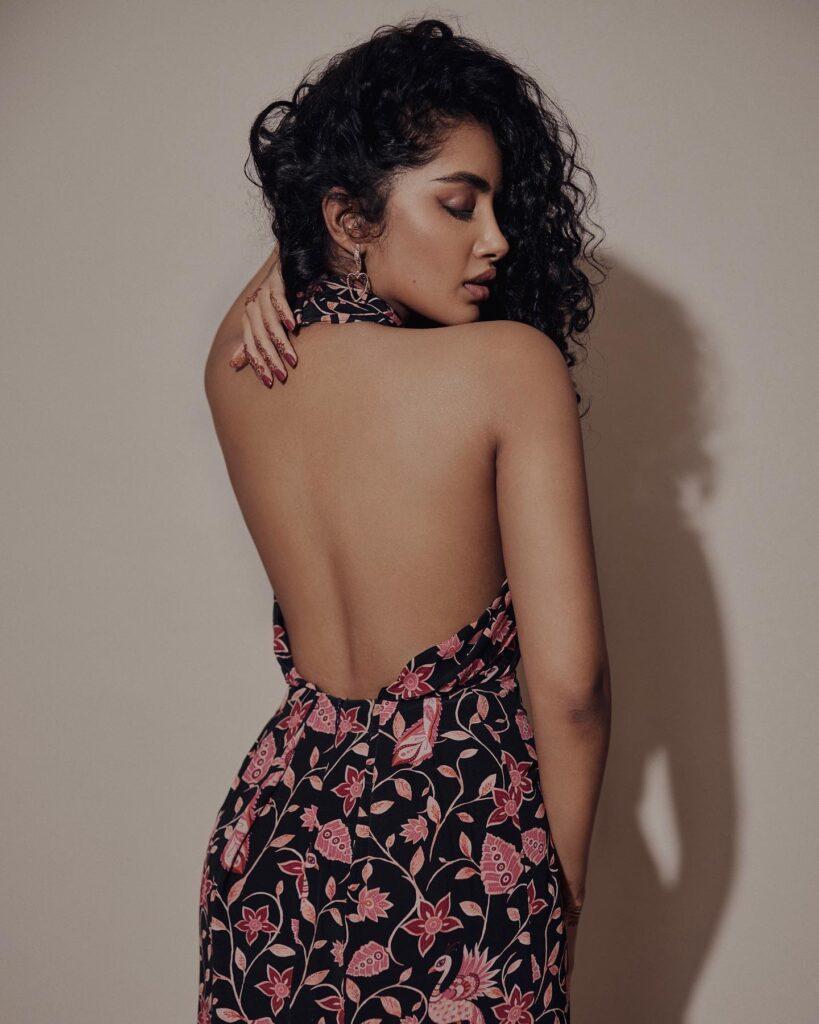 Anupama Parameswaran Hot