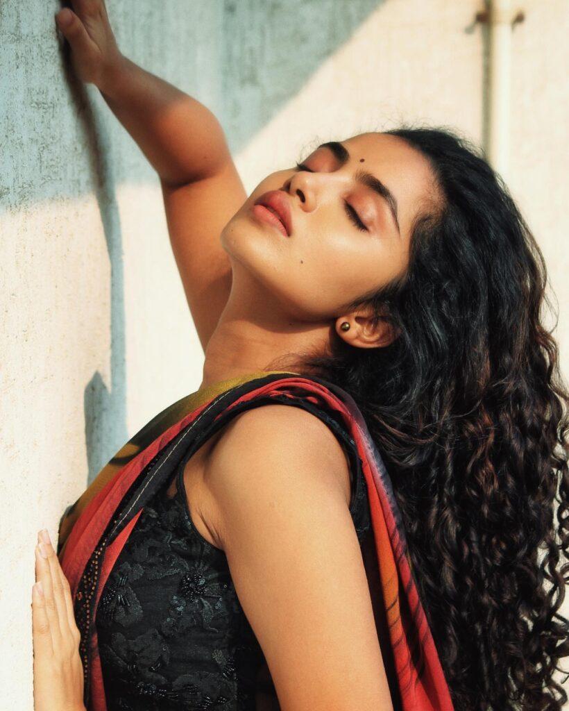 Anupama Parameswaran Hot