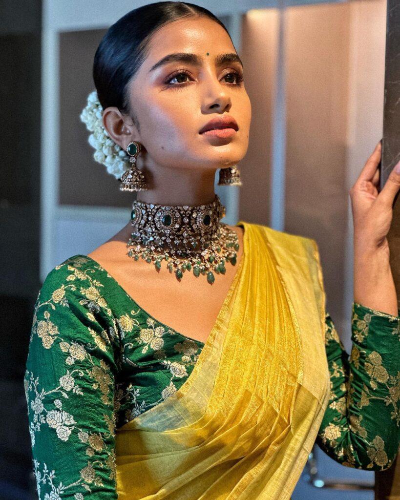 Anupama Parameswaran Hot